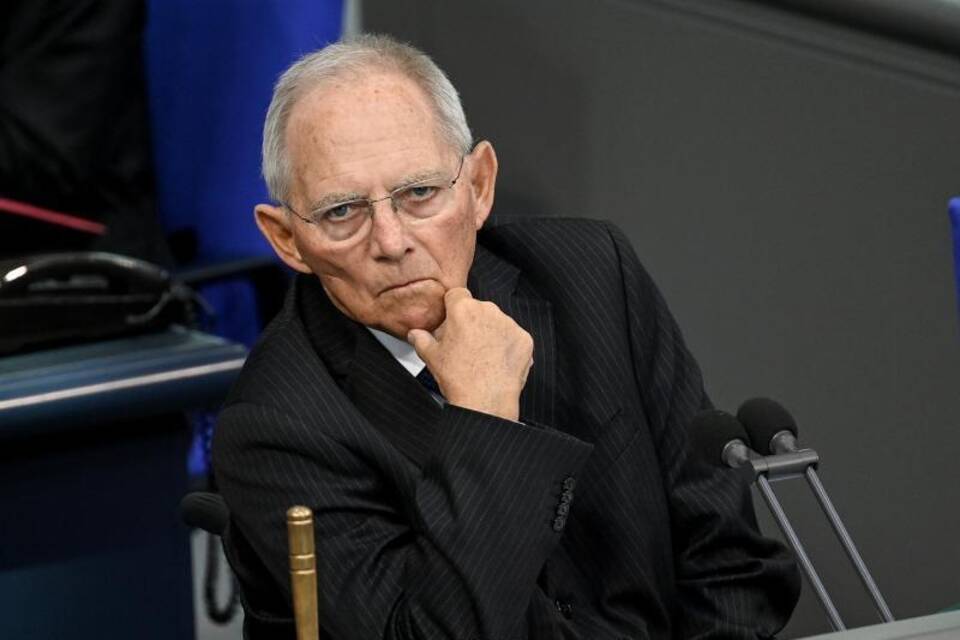 Schäuble: Dürfen Geimpfte nicht bevorzugt behandeln