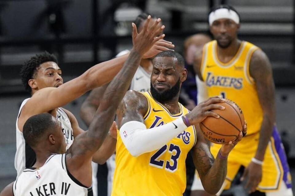 San Antonio Spurs - Los Angeles Lakers San Antonio Spurs - Los Angeles Lakers