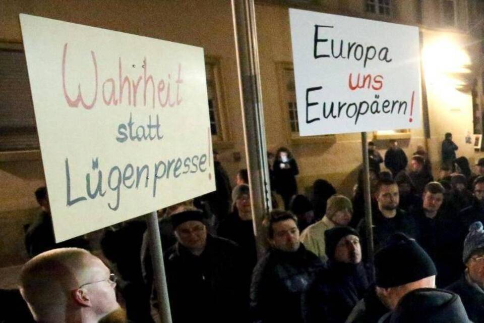 «Wahrheit statt Lügenpresse» «Wahrheit statt Lügenpresse»