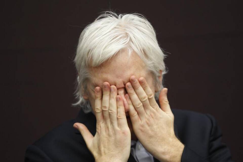 Assange bleibt in Haft Assange bleibt in Haft