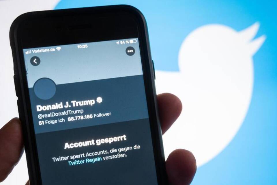 Twitter sperrt Trumps Account