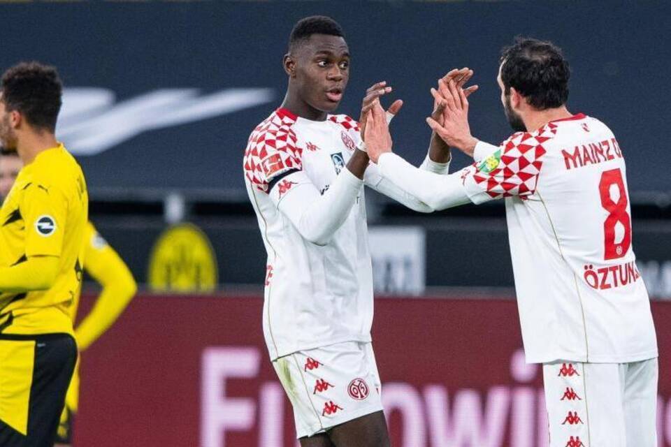 Borussia Dortmund - FSV Mainz 05 Borussia Dortmund - FSV Mainz 05