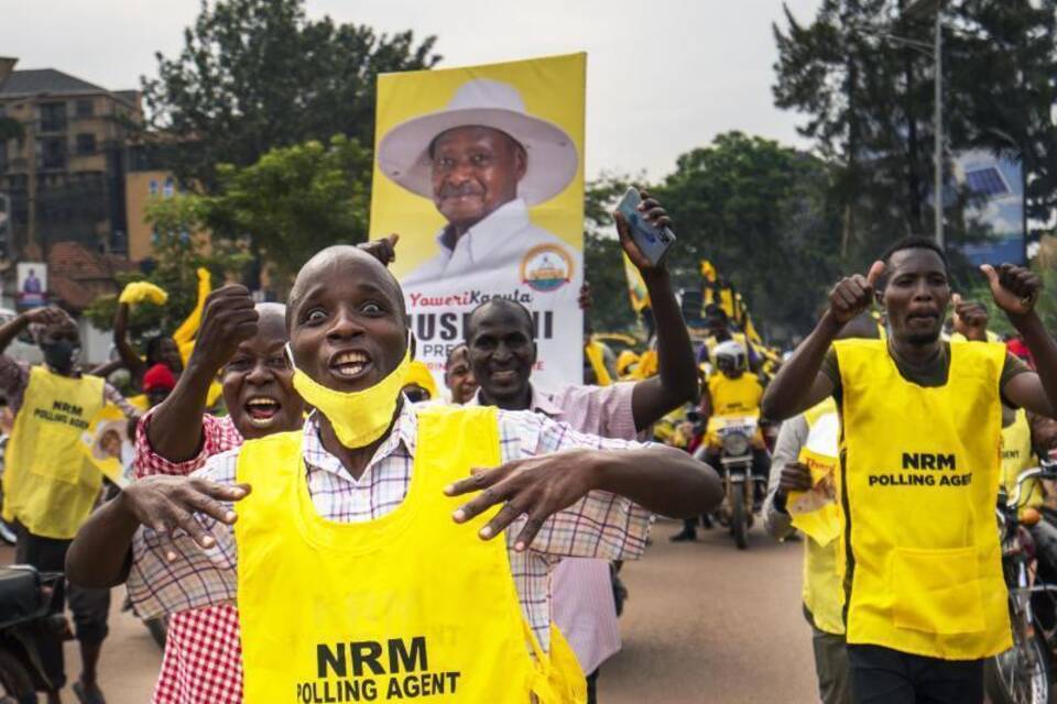Museveni gewinnt Wahl