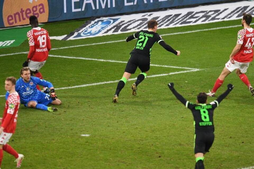 FSV Mainz 05 - VfL Wolfsburg FSV Mainz 05 - VfL Wolfsburg