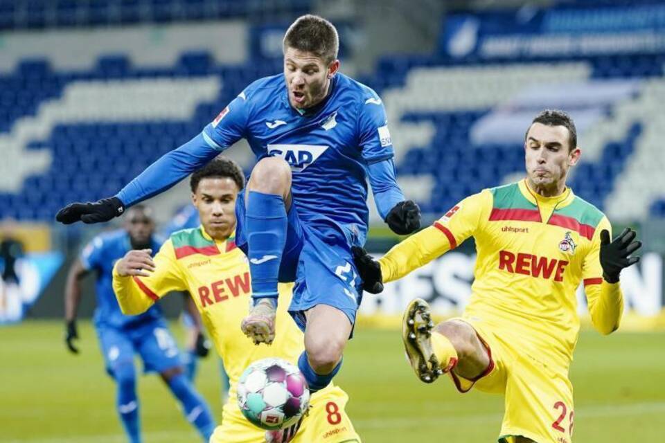 Kampf um den Ball Kampf um den Ball