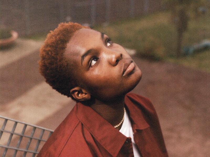 Frauen-Power: Starke Debüt-Alben: Arlo Parks, Buzzy Lee ...