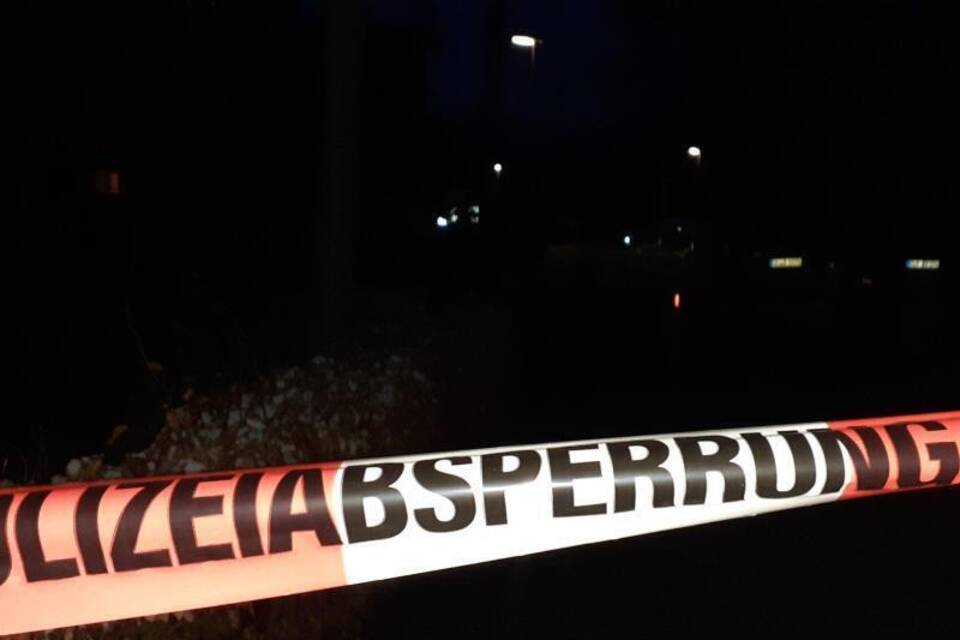 Tote Frau und Kind gefunden Tote Frau und Kind gefunden