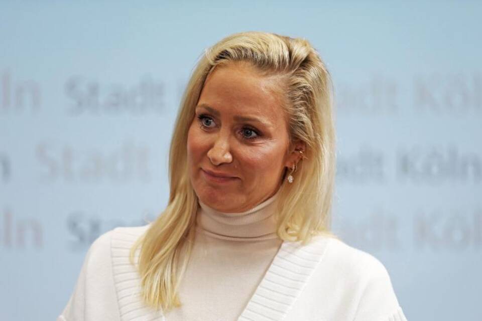 Janine Kunze Janine Kunze
