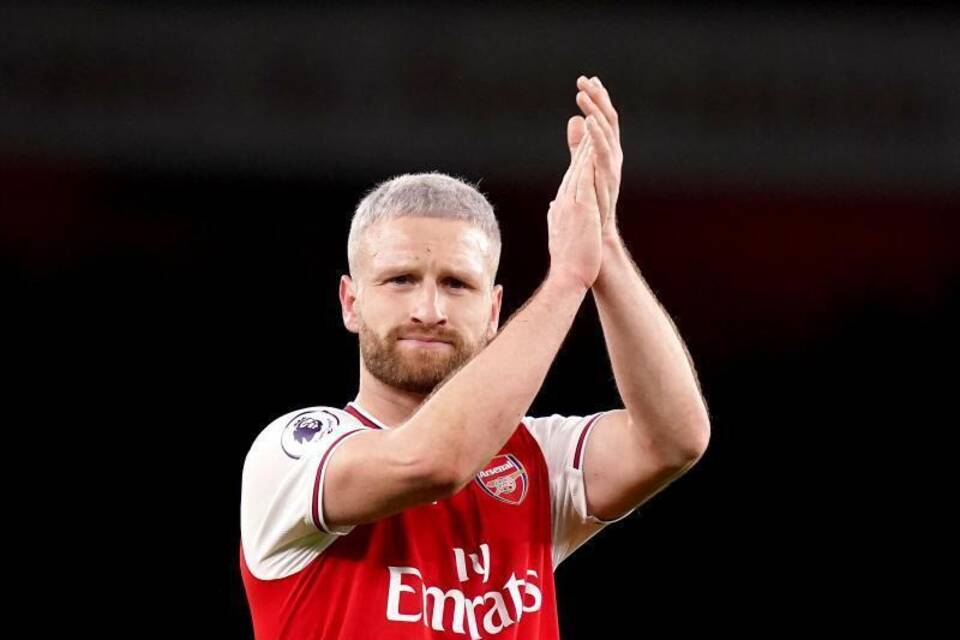 Shkodran Mustafi Shkodran Mustafi