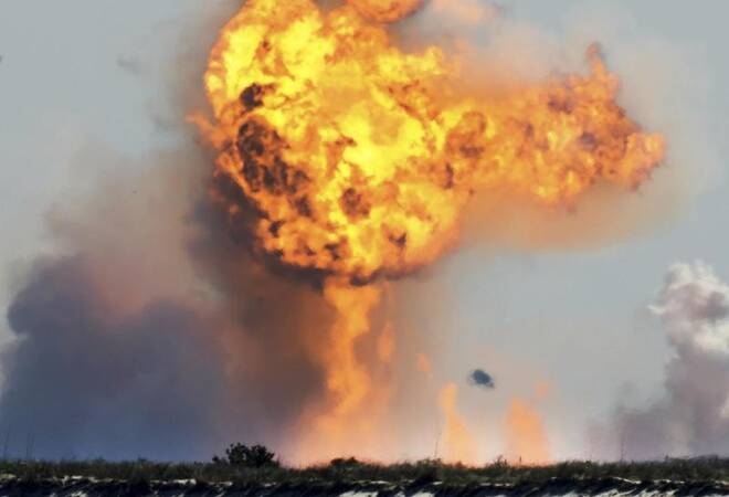 Private Raumfahrt: SpaceX-Rakete explodiert bei Testflug ...