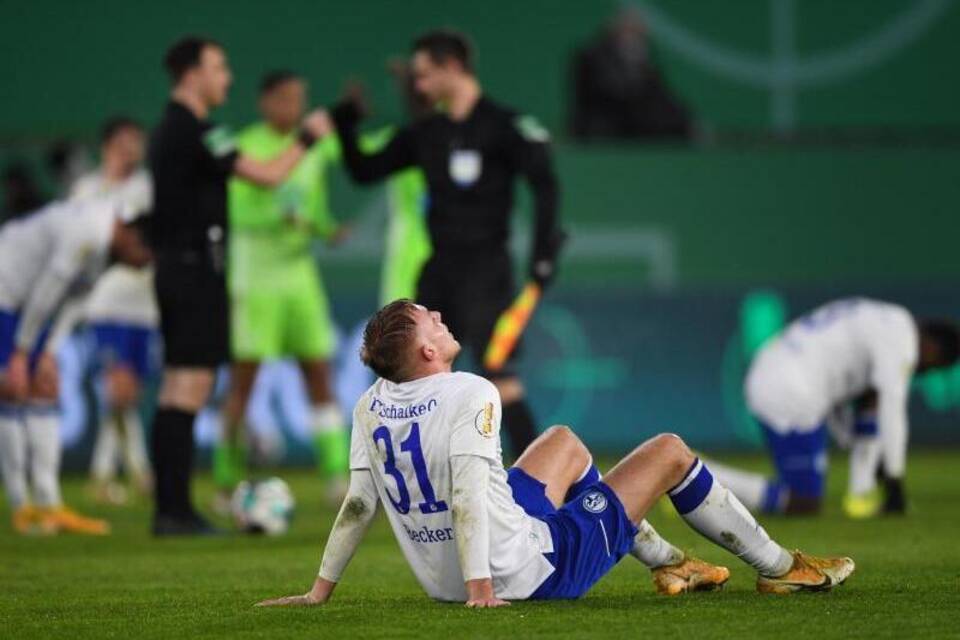 VfL Wolfsburg - FC Schalke 04 VfL Wolfsburg - FC Schalke 04