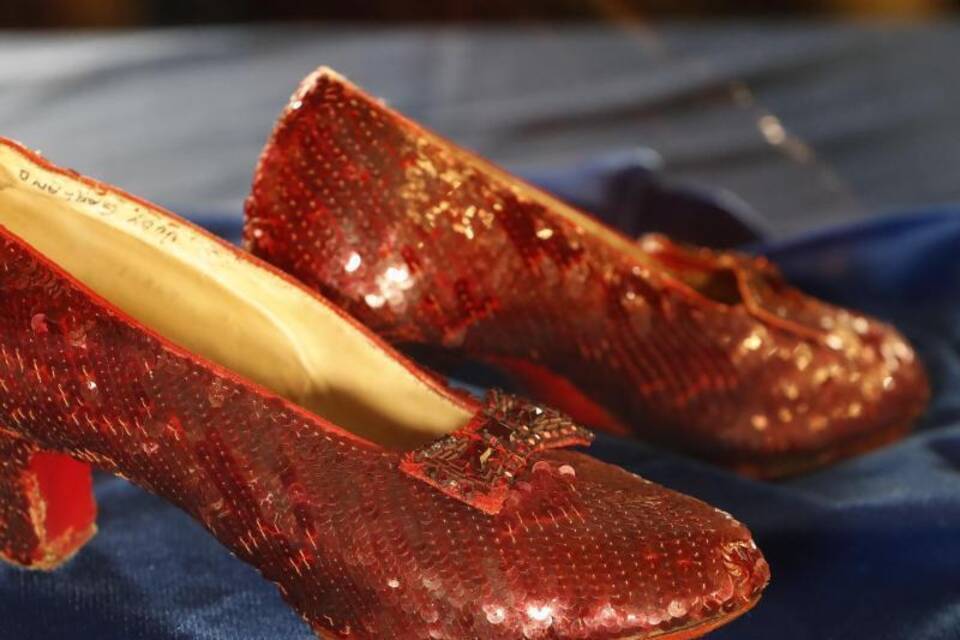 Schuhe Schuhe