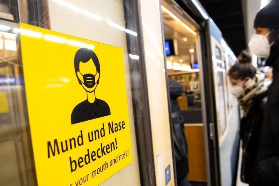 FFP2-Maskenpflicht FFP2-Maskenpflicht