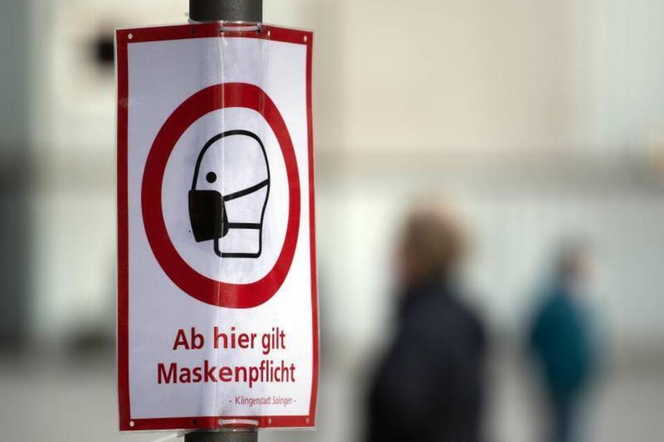 Hinweisschild Hinweisschild