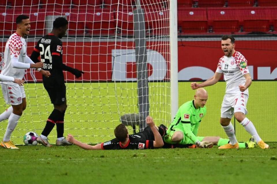 Bayer Leverkusen - FSV Mainz 05 Bayer Leverkusen - FSV Mainz 05