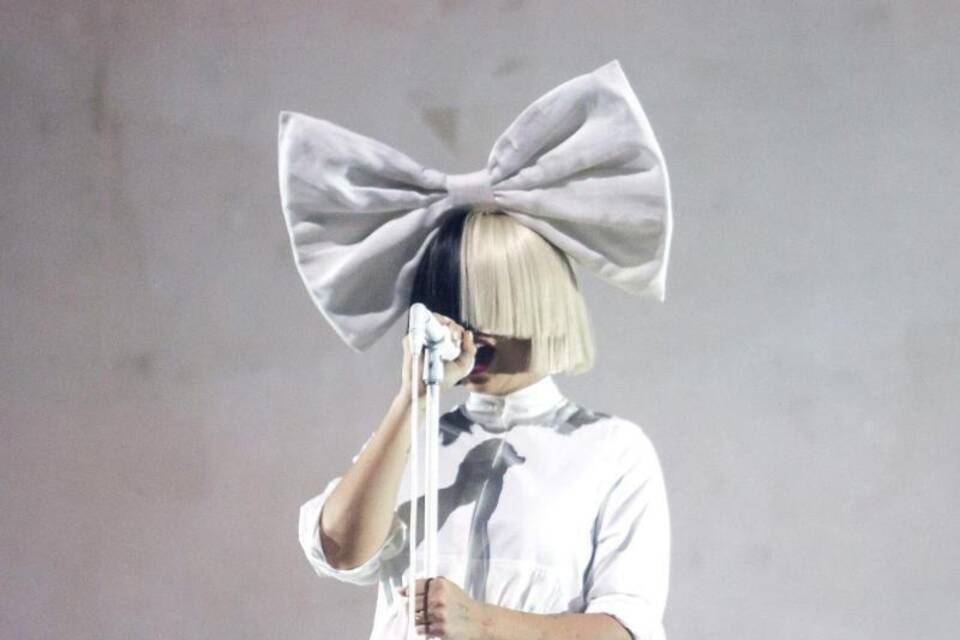 Sia Sia