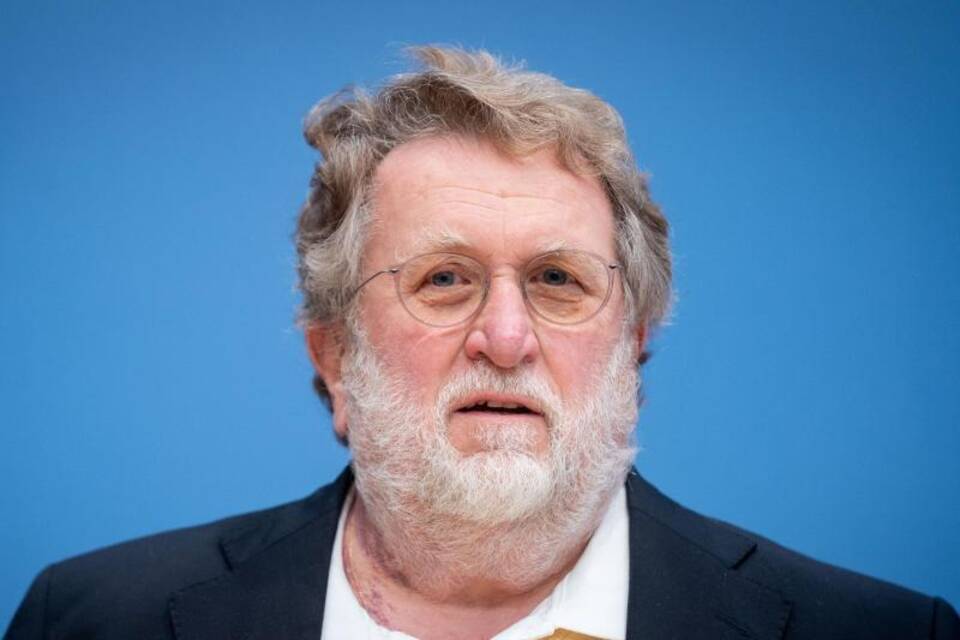 Thomas Mertens Thomas Mertens