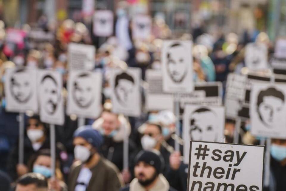 Demonstration Demonstration