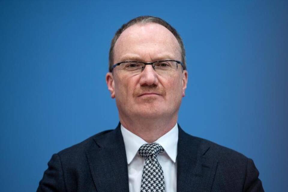 «Wirtschaftsweiser» «Wirtschaftsweiser»