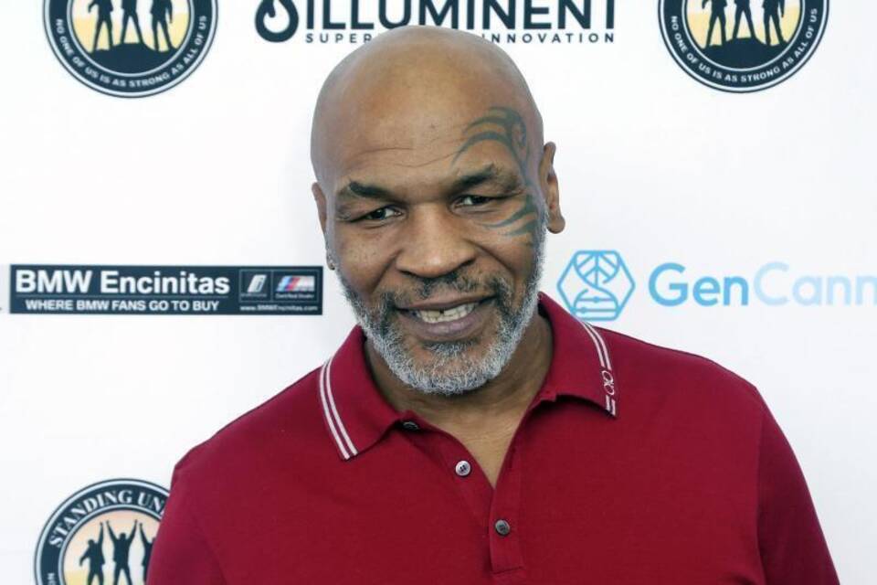 Mike Tyson Mike Tyson