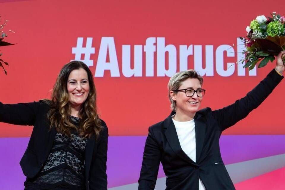 Online-Bundesparteitag der Linken Online-Bundesparteitag der Linken
