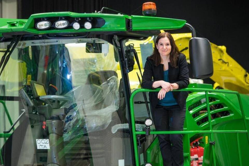 Cornelia Walde, Fabrikleiterin bei John Deere