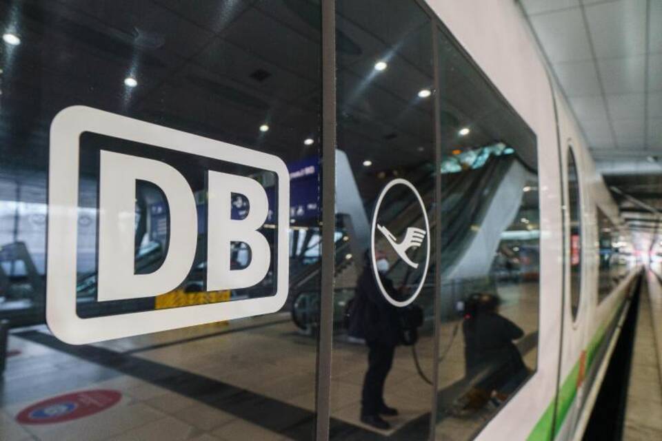 Zusammenarbeit von Lufthansa und Deutscher Bahn Zusammenarbeit von Lufthansa und Deutscher Bahn