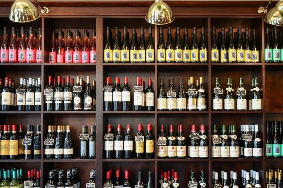 Weinabteilung Weinabteilung