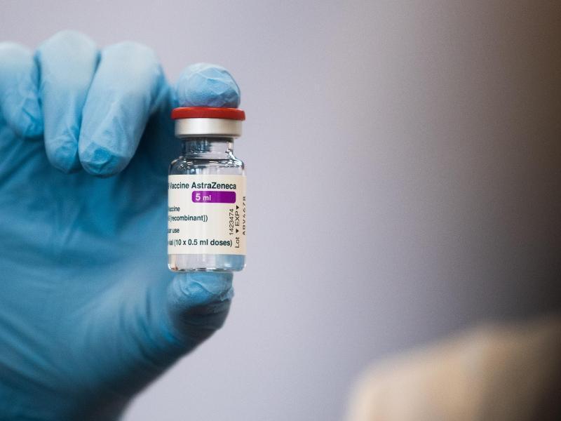 Todesfall in Dänemark: Deutschland impft weiter mit Astrazeneca-Vakzin - Aus aller Welt - RNZ