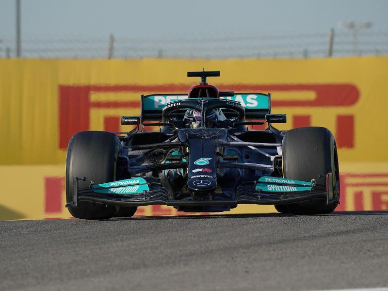 Lewis Hamilton Haus Von Berlin Bis Hollywood So Wohnen Die Stars Page 40 Lewis Hamilton Belted Out Romantic Classic To Be Loved By Jackie Wilson As He