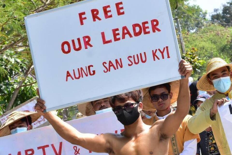 Nach dem Militärputsch in Myanmar Nach dem Militärputsch in Myanmar