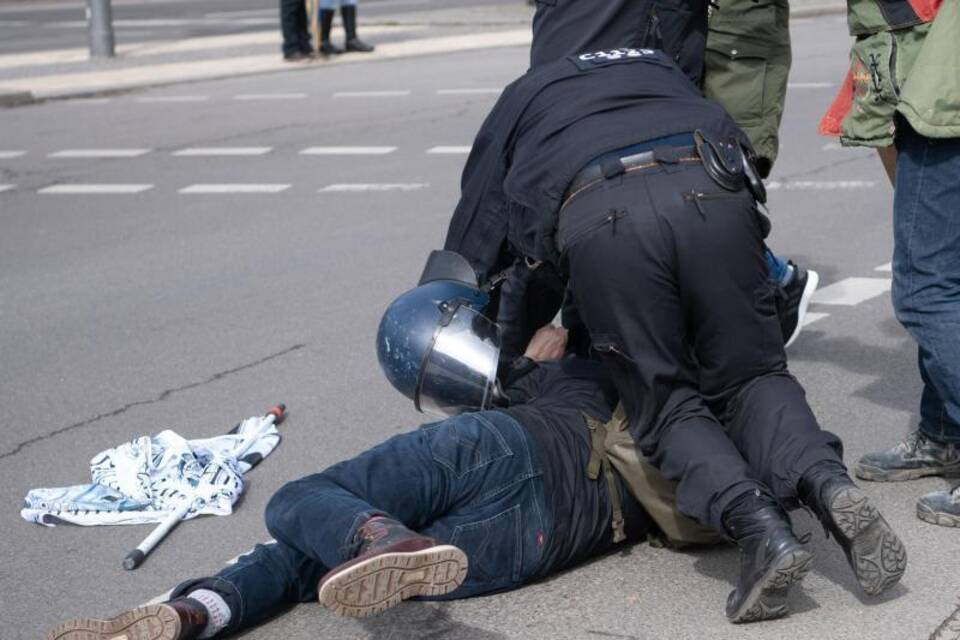 Demonstration von Rechtsextremisten und «Reichsbürgern» Demonstration von Rechtsextremisten und «Reichsbürgern»