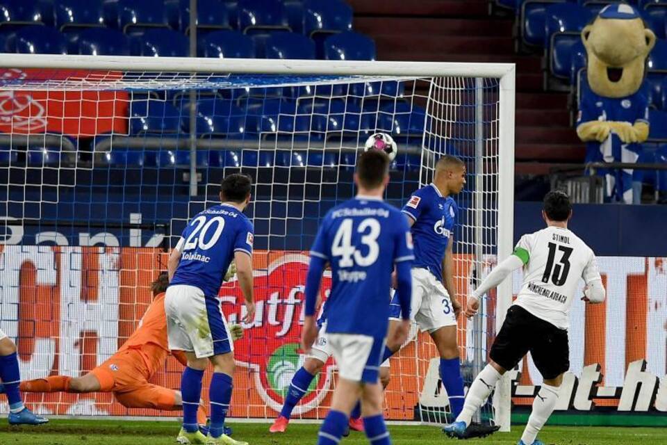 FC Schalke 04 - Borussia Mönchengladbach FC Schalke 04 - Borussia Mönchengladbach