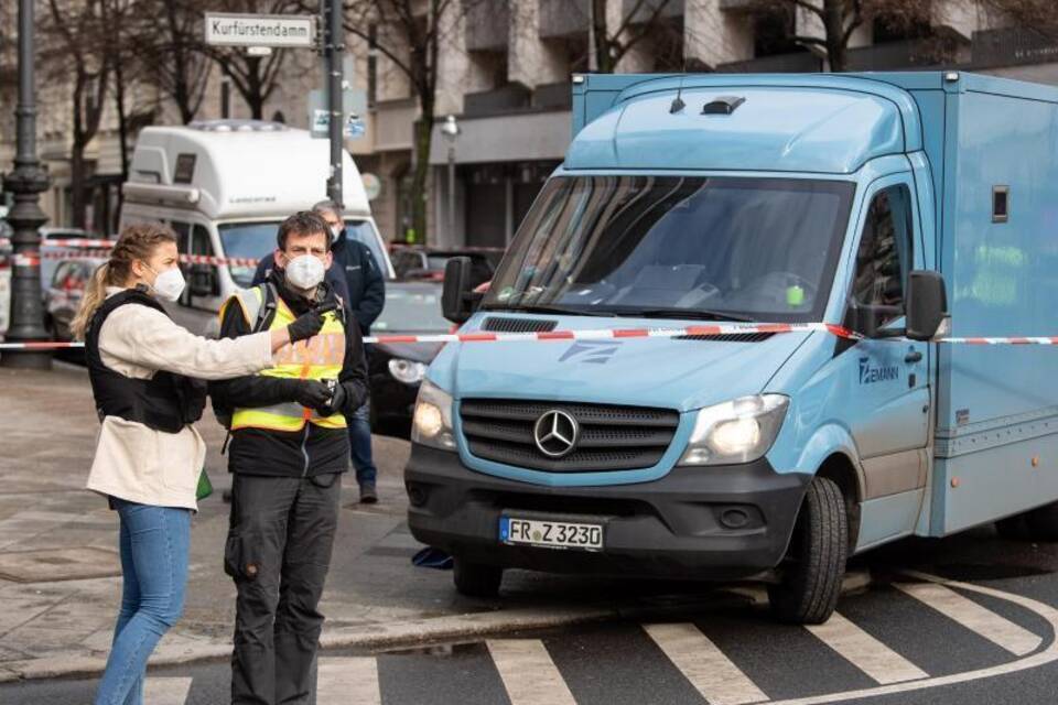 Überfall auf Geldtransporter Überfall auf Geldtransporter