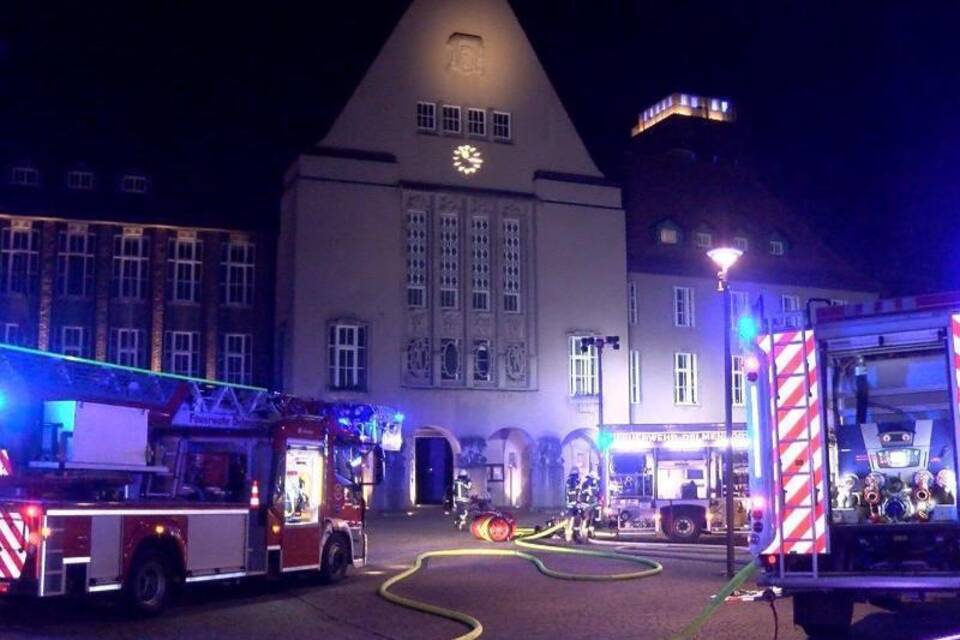 Brandanschlag auf Delmenhorster Rathaus