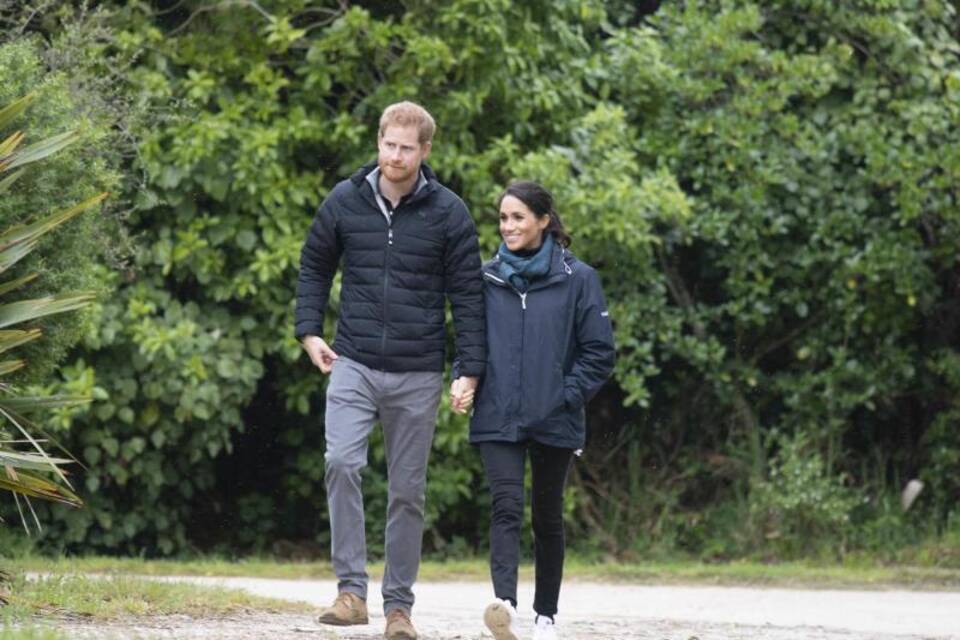Harry + Meghan Harry + Meghan