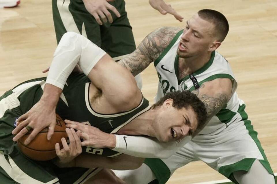 Daniel Theis