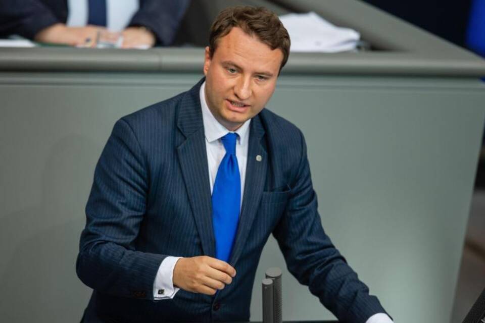 Mark Hauptmann Mark Hauptmann