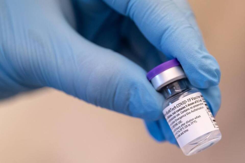 Corona-Impfstoff von Biontech/Pfizer Corona-Impfstoff von Biontech/Pfizer
