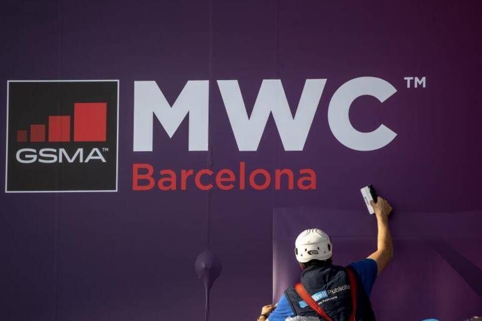 MWC MWC