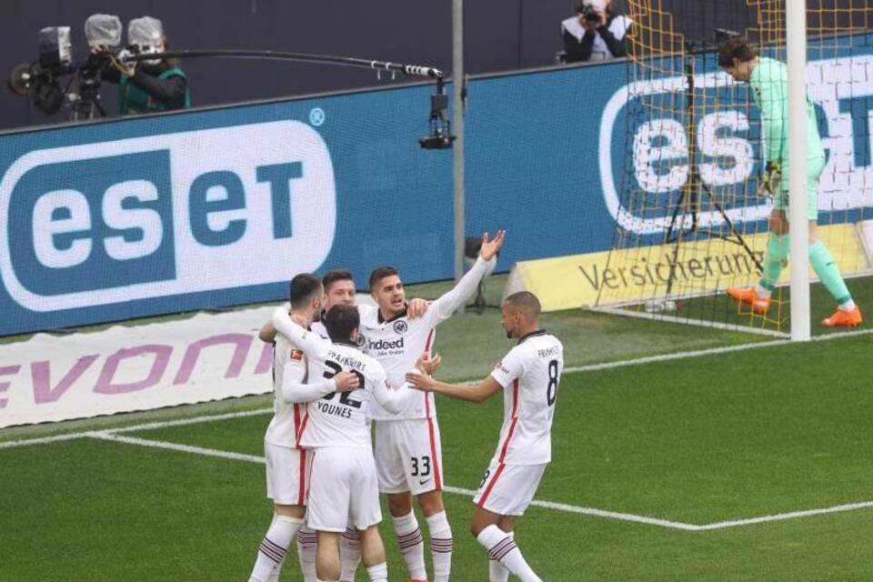 Borussia Dortmund - Eintracht Frankfurt Borussia Dortmund - Eintracht Frankfurt