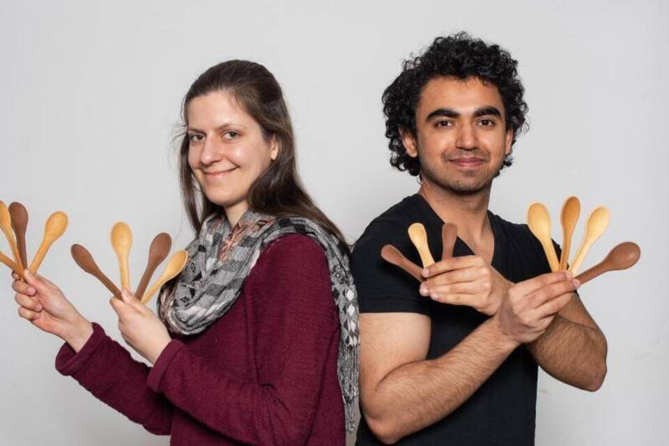 Juliane Schöning und Hemant Chawla