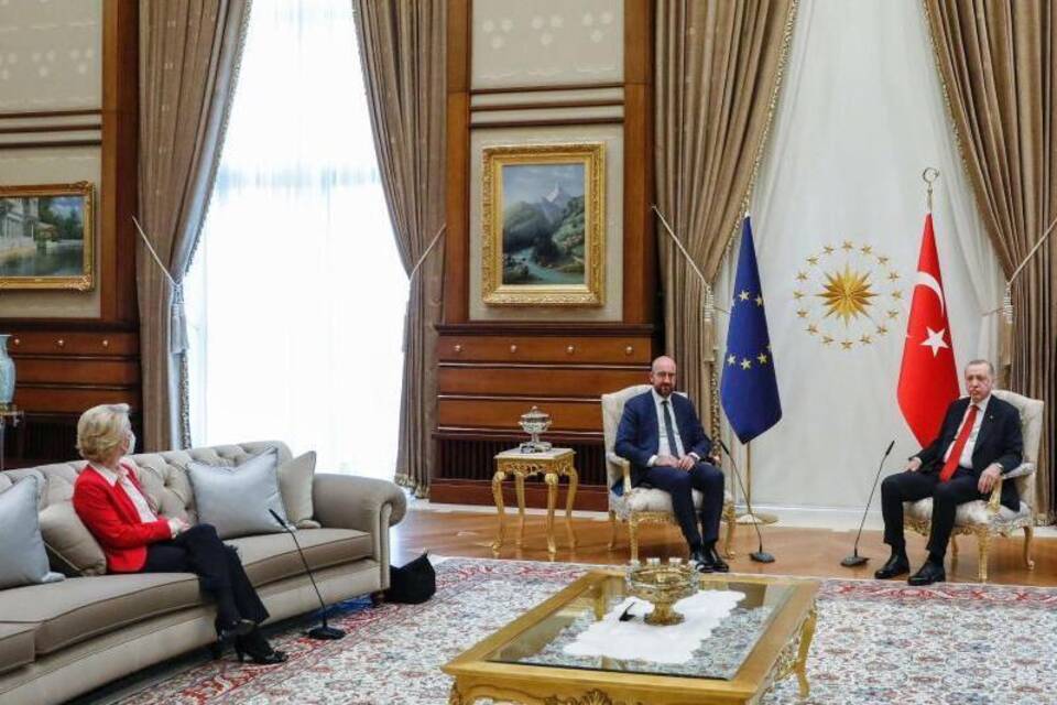 EU-Spitzen treffen Erdogan EU-Spitzen treffen Erdogan