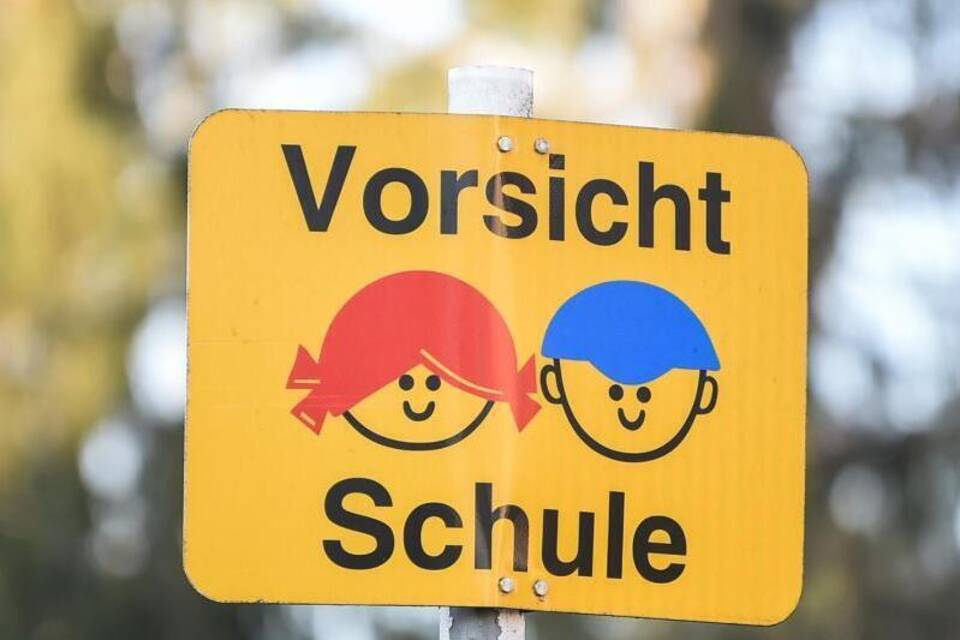 Öffnung der Schulen Öffnung der Schulen