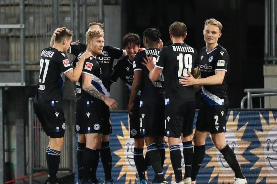 Arminia Bielefeld - SC Freiburg Arminia Bielefeld - SC Freiburg