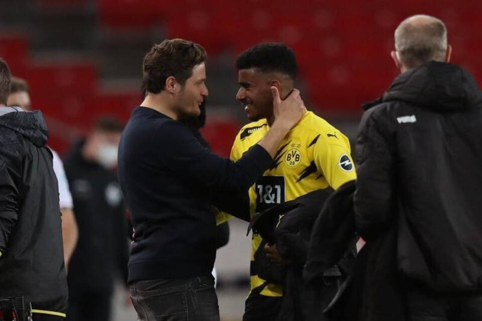 VfB Stuttgart - Borussia Dortmund VfB Stuttgart - Borussia Dortmund