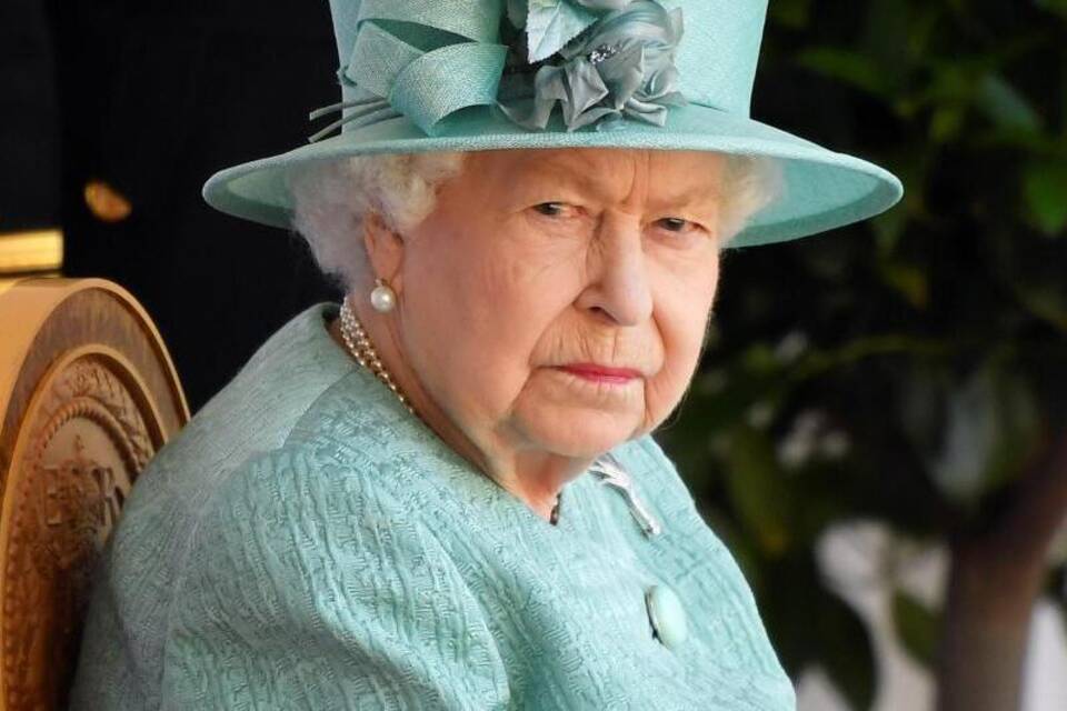Queen Elizabeth II. Queen Elizabeth II.