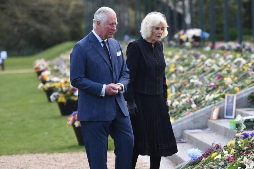 Prinz Charles und Ehefrau Camilla nach dem Tod von Prinz Philip Prinz Charles und Ehefrau Camilla nach dem Tod von Prinz Philip