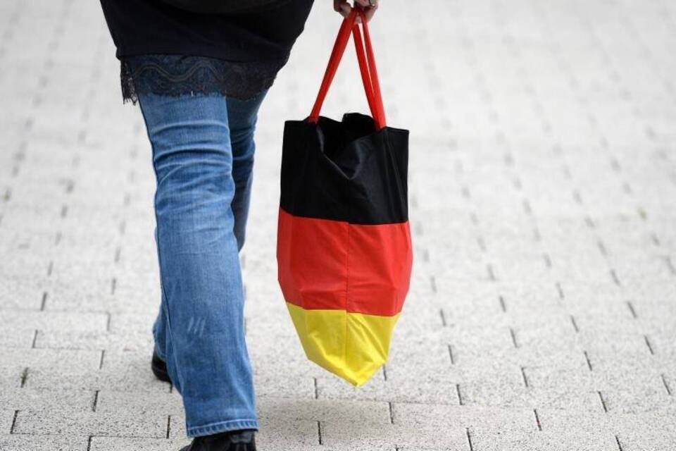 Einkaufsbeutel in deutschen Farben