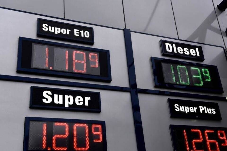 Benzinpreise im Sinkflug